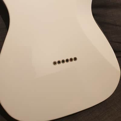 Fender MIJ Hybrid II Telecaster AW image 6