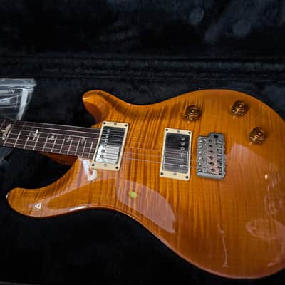 PRS Custom 22 10-Top Tremolo - 2001 - Violin Amber - Dragon II - East Indian Rosewood Fingerboard - Wide Fat Carve - NOS New Old Stock Like New Condition Massive Tight Flame OHSC image 14
