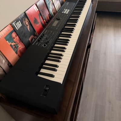 Roland Juno DS76 2018