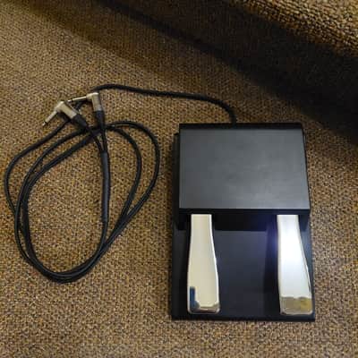 Rhodes 1989 MK-80 MK-60 (Roland) Dual Pedal Unit (footswitches for sustain and other assignable functions)