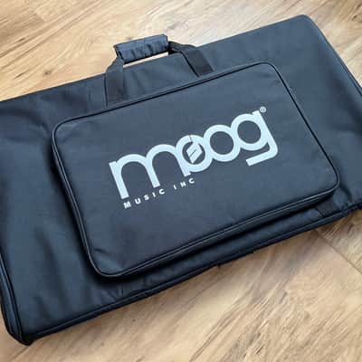Moog Minimoog Voyager 2002 - Wood image 13
