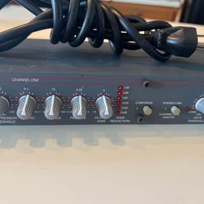DOD 866 Series II Gated Compressor/Limiter w/ IEC power cable & rack mount bolts/washers. image 3