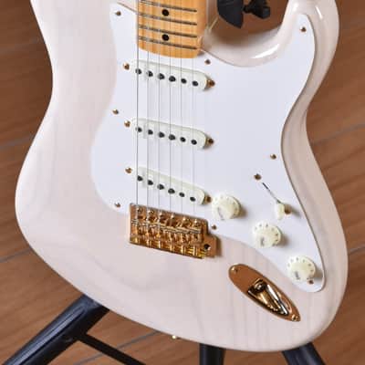 Fender Custom Shop Stratocaster 1957 Vintage Custom Aged White Blonde image 11