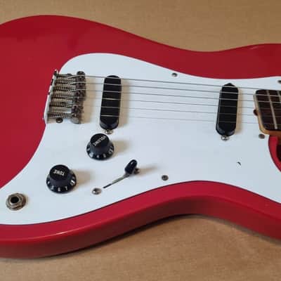 Vintage 1981 Fender Bullet Electric Guitar USA - Red image 5