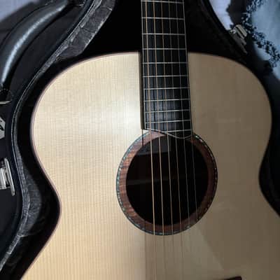 Lowden O-50 Jumbo Master Grade Cuban Mahogany & Adirondack top - Satin image 5