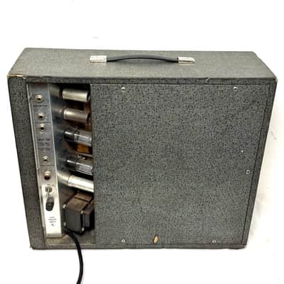 Silvertone 1482 5-Watt 1x12 Guitar Combo 1960's image 2