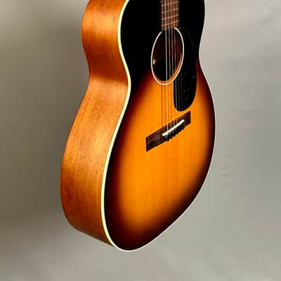 Martin 000-17 - Whiskey Sunset image 3