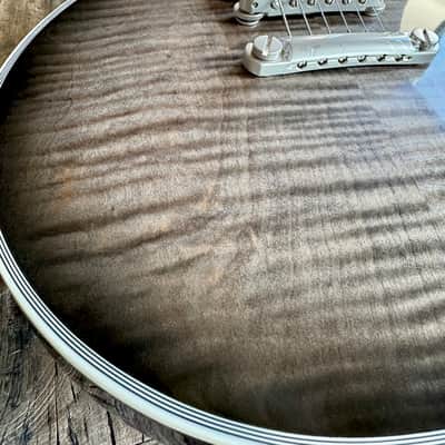 SERIAL# 003!!!! GIBSON CUSTOM SHOP VIVIAN CAMPBELL LES PAUL CUSTOM (SIGNED) 2018 W/ AN UNREAL TOP STAINED IN ANTRIM BASALT BURST + ORIGINAL HARDSHELL CASE - EXCELLENT CONDITION - ULTRA RARE!!! image 4