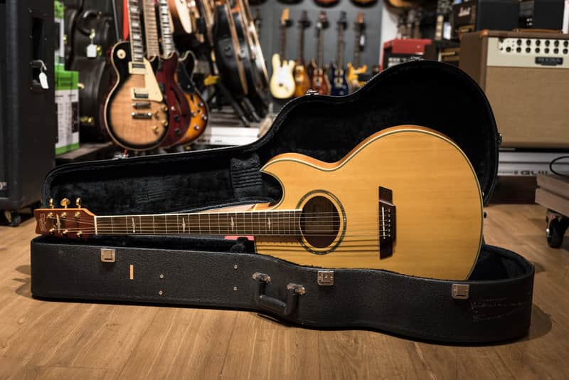 Washburn EA26 CRAIG CHAQUICO Limited Edition Festival Series Washburn EA26 CRAIG CHAQUICO Limited Edition Festival Series