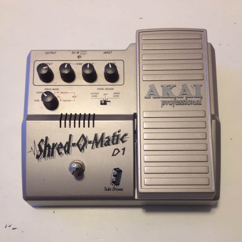 Akai Shred-O-Matic D1 Tube-Driven Overdrive / Distortion | Reverb