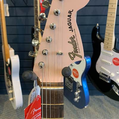 Fender Vintera III Mid ‘60s Jaguar  2026 - Shell Pink image 3