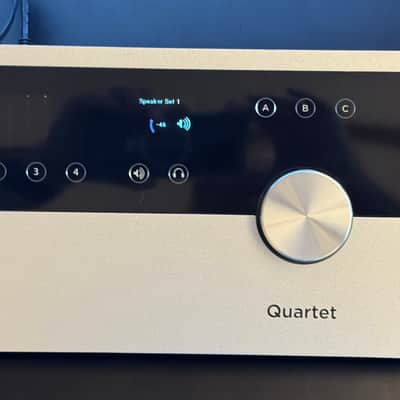 Apogee Quartet USB Audio Interface 2010s - Silver image 3