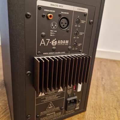 ADAM Audio 2× A7 plus Sub7 - Black image 9