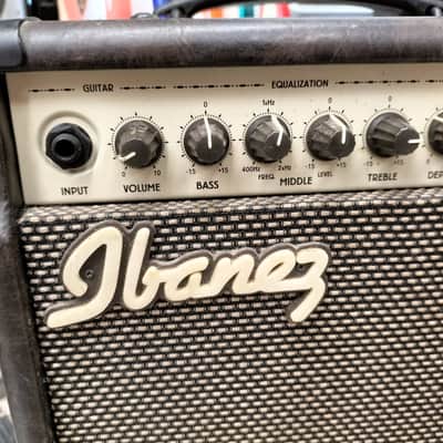 Ibanez TA20 Troubadour 20W Acoustic Guitar Combo image 2