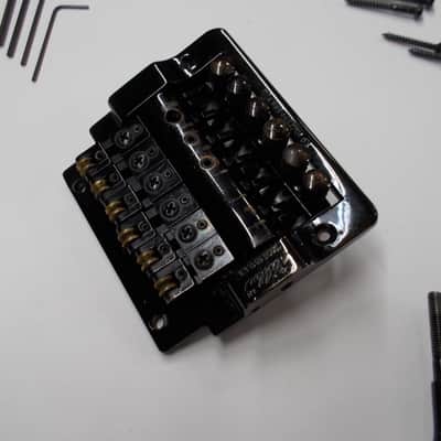 Vintage 80's Kahler USA 2300 Professional Black flat mount tremolo bridge image 8