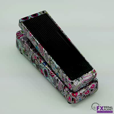Flattley Guitar Pedals The Wah 2023 - Sugar Skulls image 5