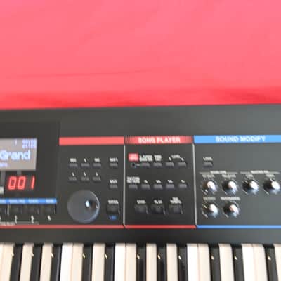 Roland Juno Stage 76-Key 128-Voice Expandable Synthesizer 2008 - Black image 3