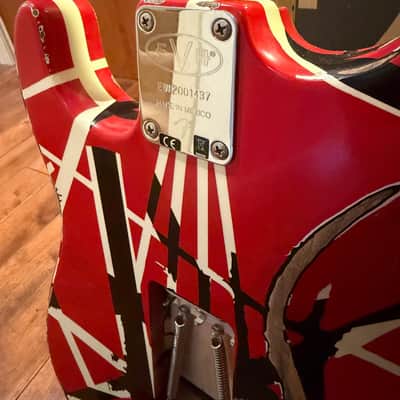 EVH Striped Series Frankenstein™ Frankie image 5
