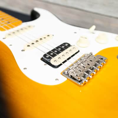 Fender JV Modified 50s Stratocaster HSS - 2 Tone Sunburst (WS) MIJ Japanese Vintage image 12