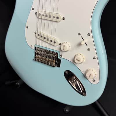 Squier FSR Classic Vibe 70's Stratocaster Electric Guitar Sonic Blue Finish (037) image 8