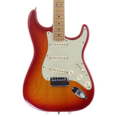 FENDER USA American Deluxe Stratocaster Ash with N3 MF, Aged Cherry Sunburst [US13058527] (06/22) image 7
