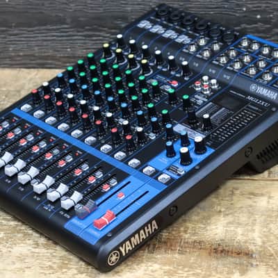 Yamaha MG12XU MG Series (XU Model) 12-Input Stereo Analog Live Mixer w/ Effects image 6