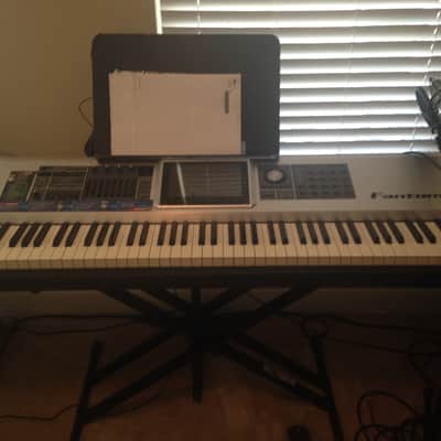 Roland Fantom-G8 88-Key Workstation Keyboard 2008 - 2012 - Silver image 6