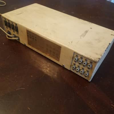 Dynaco Original Mono tube Preamplifier PAM-1 1955-1956 - Gold and Cream image 10