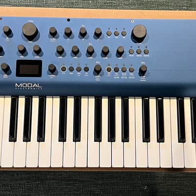 Modal Electronics Cobalt8X 61-Key Virtual Analog Synthesizer 2020 - 2021 - Cobalt image 1