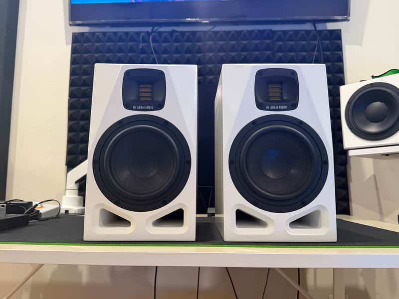ADAM Audio A7V Limited Edition Active Studio Monitor - Single | Reverb
