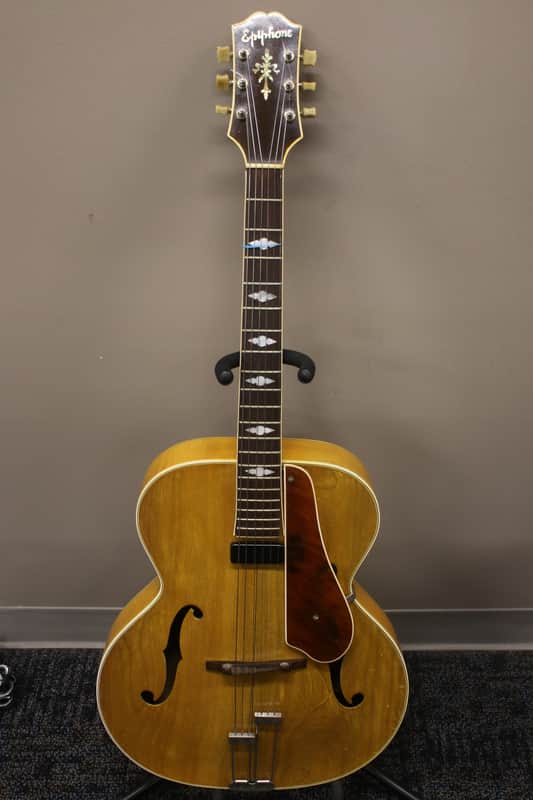 Vintage 1947-48 Epiphone Triumph Archtop No. 51899 image 1