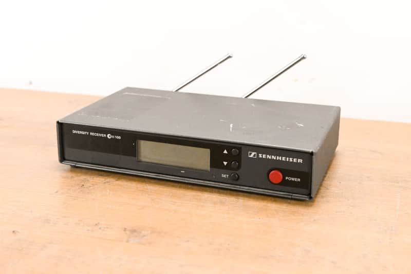 Sennheiser EM 100 Wireless Receiver - 630-662 MHz (NO POWER SUPPLY) CG0101N image 1