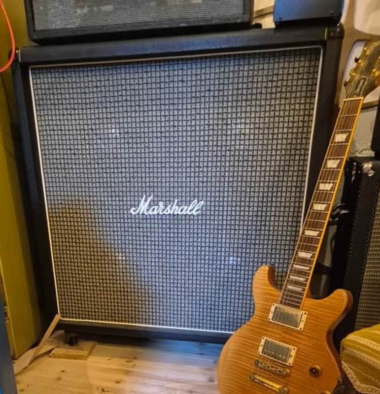 Marshall 4X15" cab 1970-1973 - Black image 1