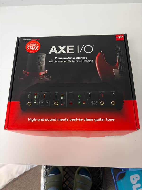 IK Multimedia AXE I/O USB Audio Interface 2019 - Present - Black image 1