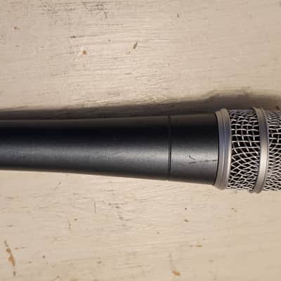 Shure Beta 57A Microphone image 2
