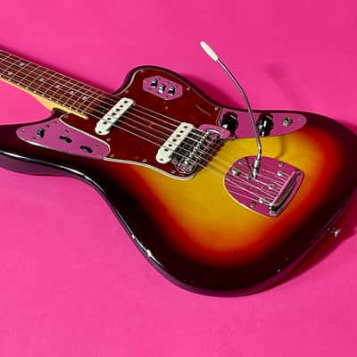 Fender Jaguar 1965 Super Clean- 3-Color Sunburst 100% Original image 5