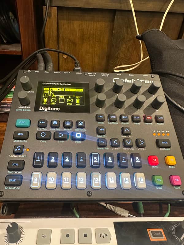 Elektron Digitone 8-Voice Digital Synthesizer 2017 - 2024 - | Reverb