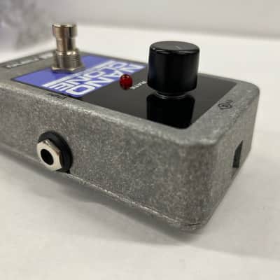 Electro-Harmonix Nano Clone Analog Chorus 2006 - Present - Purple / Black image 4