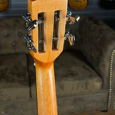 Leho LHUC-ASM-CEL All Solid Mahogany Concert Ukulele + incl. Gigbag image 8