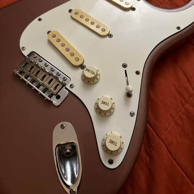 Fernandes Strat RST-40  Loaded Body - (Burgundy Mist) image 3