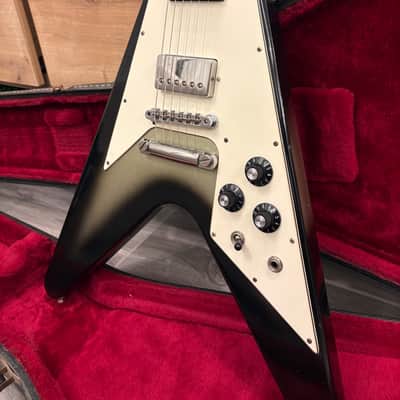Gibson Flying v silverburst very rare 1981 image 2