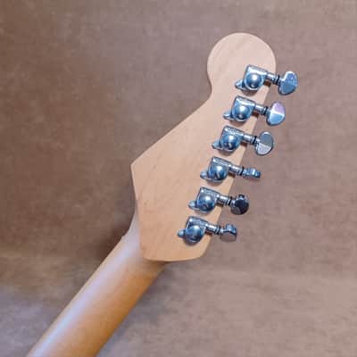 Full Scale Mini Strat Guitar With 2 Lipstick Pickups Slide Player Travel image 4