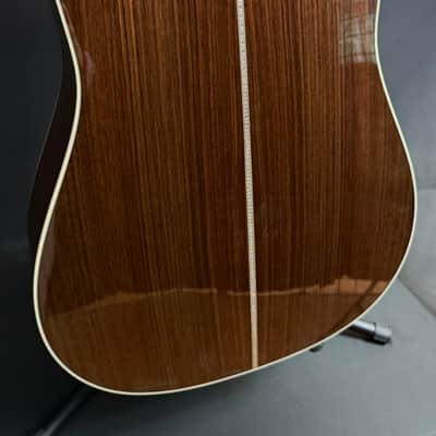 Martin D-28 Billy Strings Dreadnought Acoustic Guitar Vintage Natural Finish w/ Case image 11
