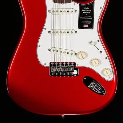 Fender American Vintage II 1965 Stratocaster Round-Lam Rosewood Fingerboard Candy Apple Red (334) image 3