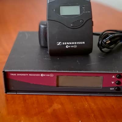 Sennheiser 🎧 Sennheiser AM 100 G2 True Diversity Receiver + SK 100 G2 Bodypack Transmitter image 2