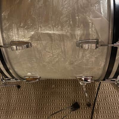 Ludwig No. 983-1 Hollywood Outfit 8x12 / 9x13 / 16x16 / 14x22" Drum Set with Keystone Badges 1967 - 1968 - Oyster Black Pearl Bild 9