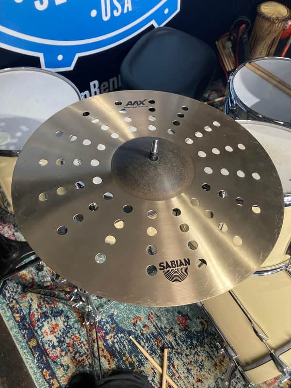 Sabian - 16" AAX Aero Crash Cymbal 950g 2010's image 1