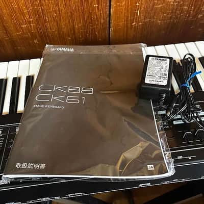 Yamaha CK61 61-key Stage Piano w/ box image 10