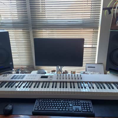 Arturia KeyLab 88 MkIII MIDI Controller 2025 - Present - White