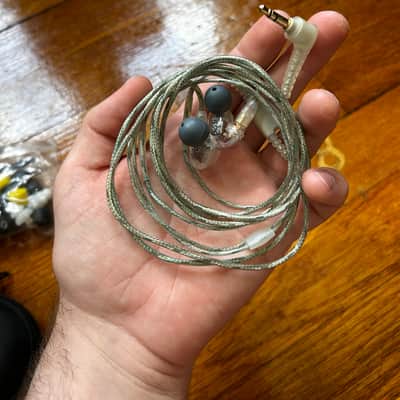 Shure SE425 image 3